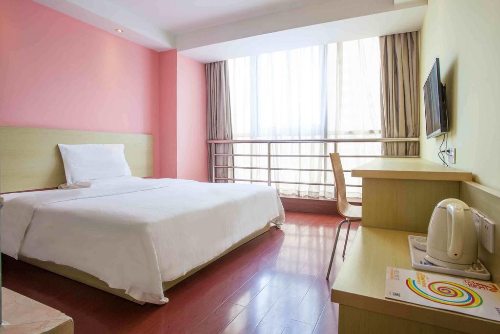 7Days Inn Guangzhou Gangding Longkou XI Road Rum bild
